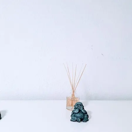 Budget In Halle With Shared Bathroom & Free Wifi