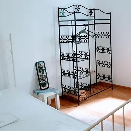 Budget In Halle With Shared Bathroom & Free Wifi * Halle (Saale)