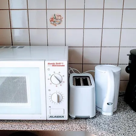 Budget In Halle With Shared Bathroom & Free Wifi * Halle (Saale)