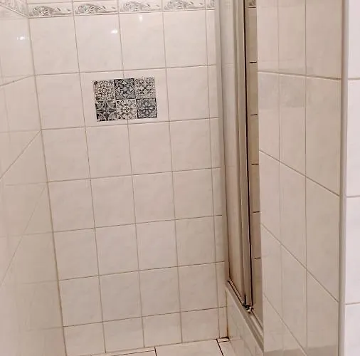 Lägenhet Budget In Halle With Shared Bathroom & Free Wifi Halle (Saale)