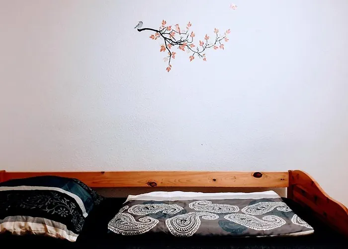 Lägenhet Budget In Halle With Shared Bathroom & Free Wifi